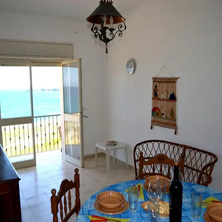 بيت للعطل Nyota With Sea View Balcony For 4 Guests In Torre Dellorso