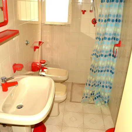 بيت للعطل Nyota With Sea View Balcony For 4 Guests In Torre Dellorso توري ديل أورسو